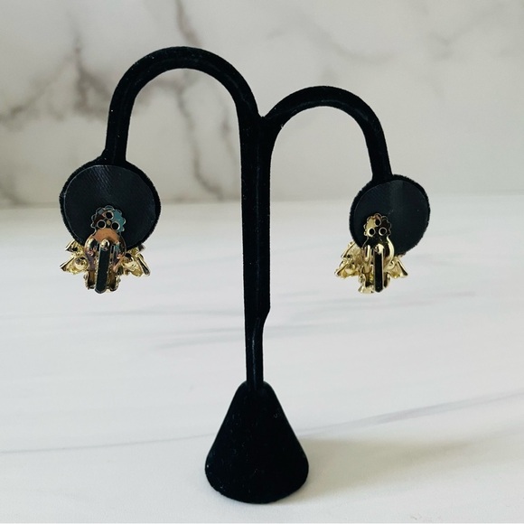 Vintage Christmas Tree Rhinestone Clip-On Earrings- Gold- Costume Jewelry - Picture 4 of 4